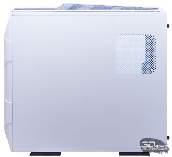 Computer case IN WIN GRone: snow-white giant