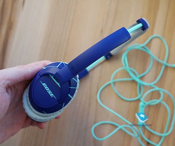 Review headphones Bose SoundTrue on-ear