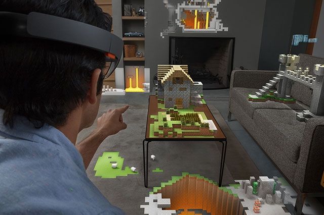 Founder of Oculus not very interesting points Microsoft HoloLens