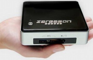Linux-nettop ZaReason Zini 1550 runs on the Intel Broadwell