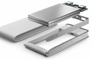 OnePlus and its external battery to celebrate their anniversary