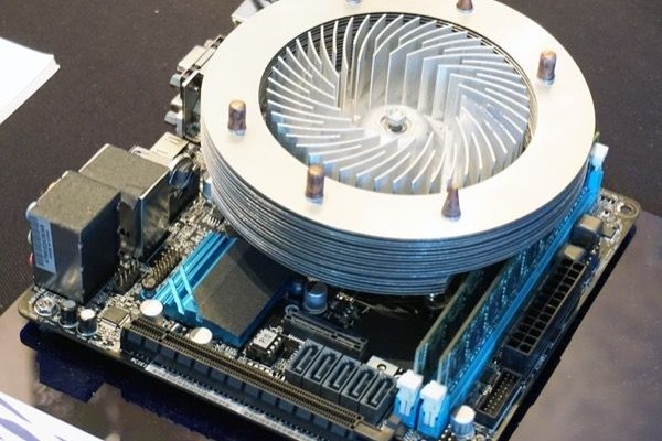 CES 2015: CoolChip and Cooler Master showed a working model of the kinetic cooler