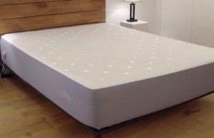Cover on the mattress Luna transform an ordinary bed in a "smart"