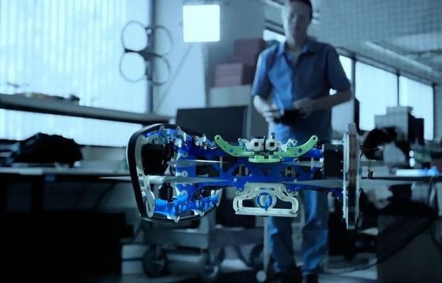 CES 2015: Qualcomm demonstrated a new robot Snapdragon Cargo