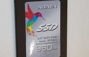 ADATA Premier Pro SP320: SSD chips on TLC