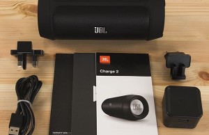 Review Bluetooth-speaker JBL Charge 2 with capacious battery to charge external devices