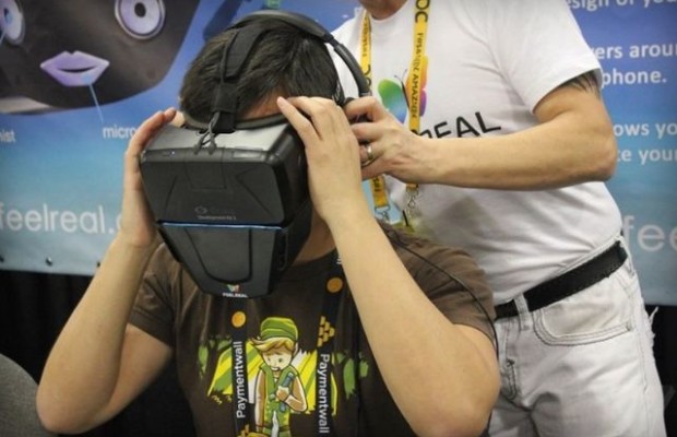 The device Feelreal complement VR-helmets generator smell
