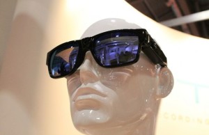 Glasses Lyte support 1080p-entry and 15-megapixel photographing