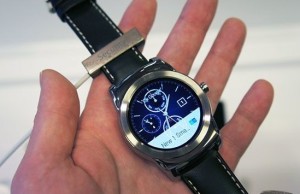 MWC 2015: a brief introduction to the clock and LG Watch Urbane and Watch Urbane LTE
