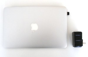 Turning a travel charger on a Linux machine: the mad project of Robinson