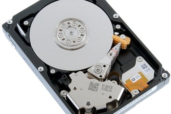 HDD Toshiba AL13SX: up to 600 GB, SAS 12 Gbit / s and 15K RPM 2.5 "format