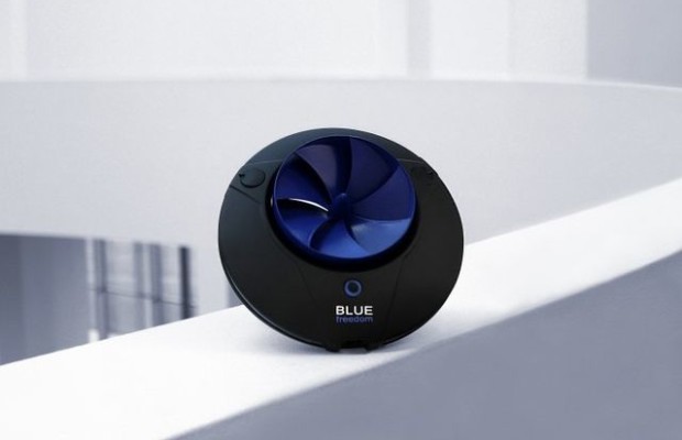 Blue Freedom: the most compact in the world of hydroelectric power for charging gadgets