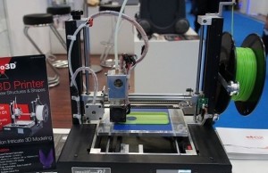 CeBIT 2015: 3D-printer on the stand inno3D