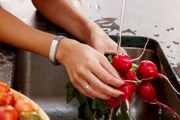 Jawbone UP3: start of delivery is delayed due to problems with the water resistance
