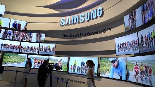 Samsung's revenue falls sixth consecutive quarter
